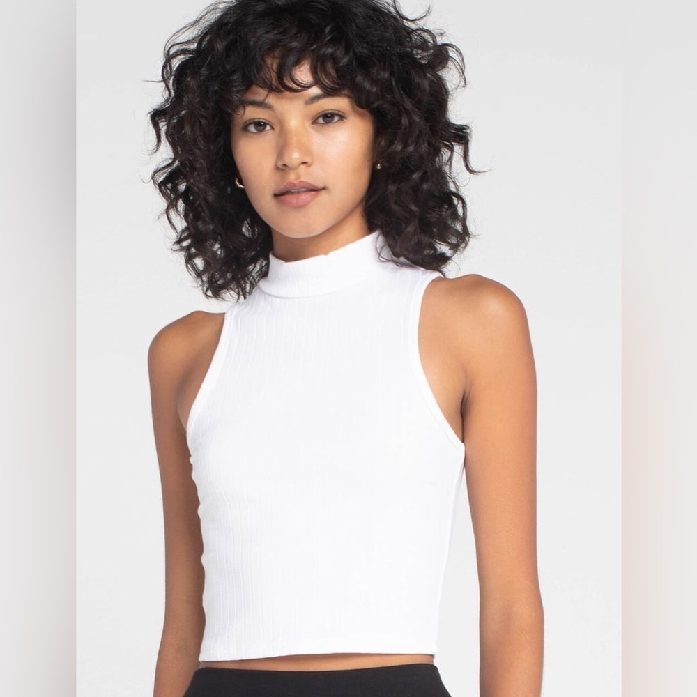 BOZZOLO Mock Neck Wide Rib White Tank